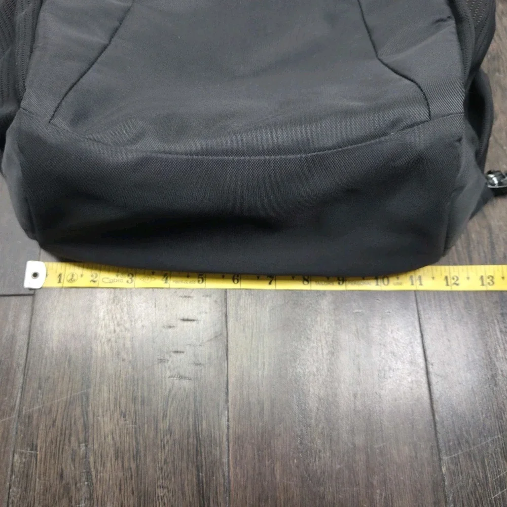 Pacsafe Metrosafe LS350 Anti-Theft 15L Backpack Black RFID Daypack 13